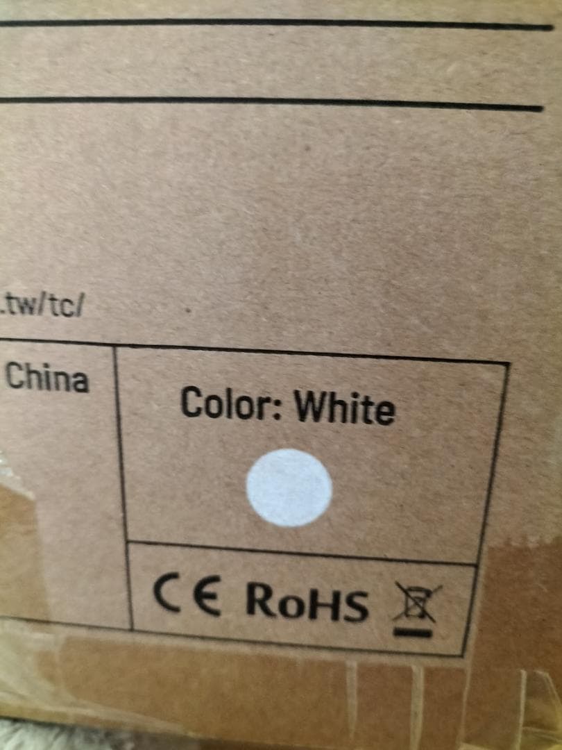 ミドルタワーピラーレスケース新品未使用