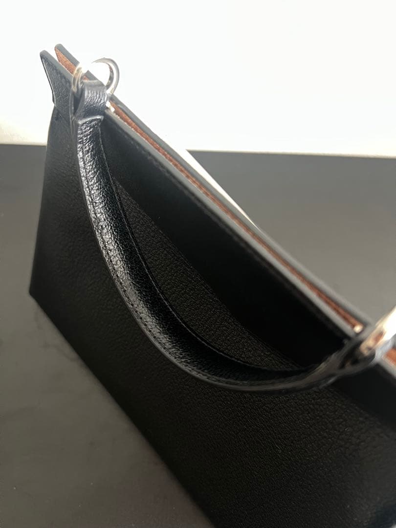 Maison Margielaスナッチド ミディアムショルダーハンドバッグ
