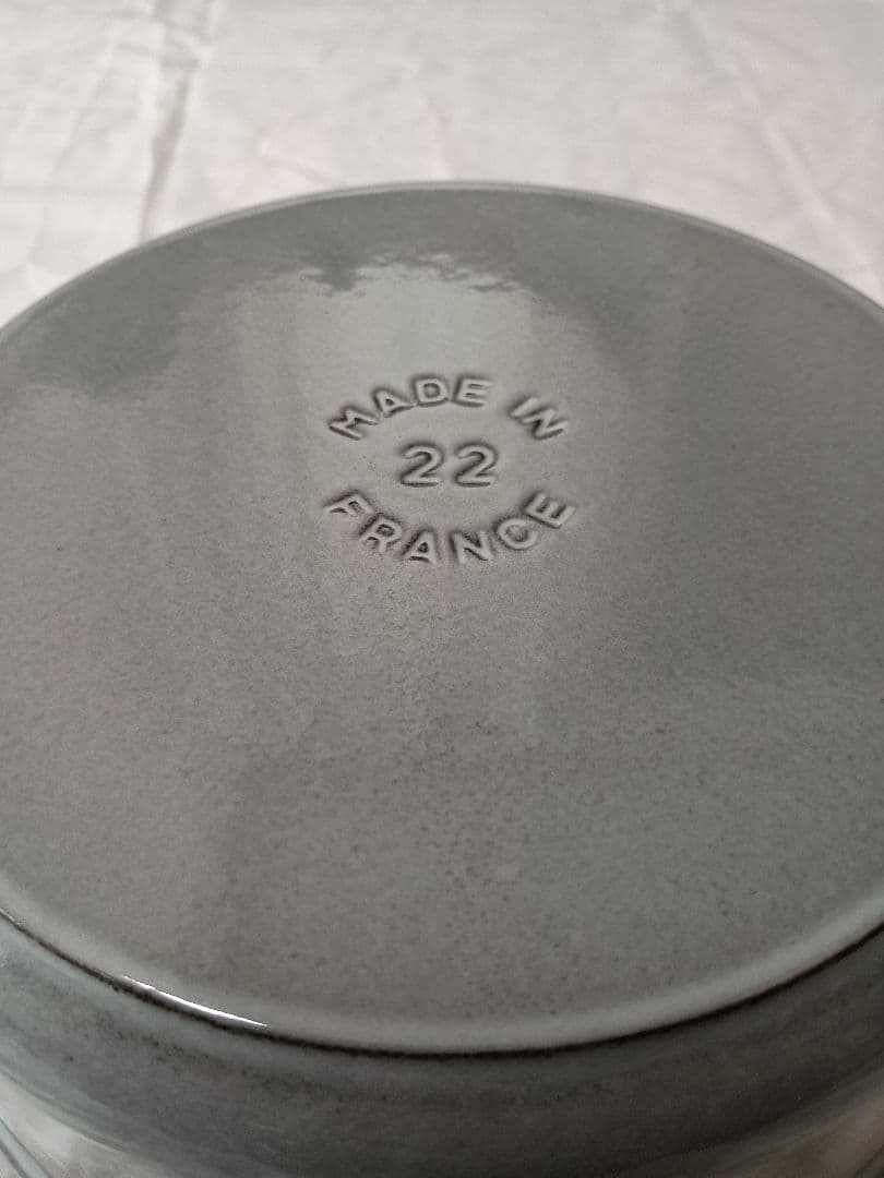 STAUB  PEAK CAMPING 両手鍋 22cm