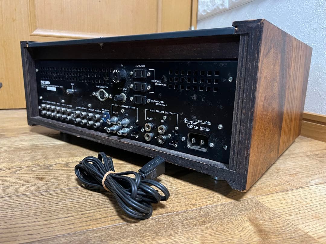 Luxman 真空管アンプ SQ-38FD 前面パネル綺麗です