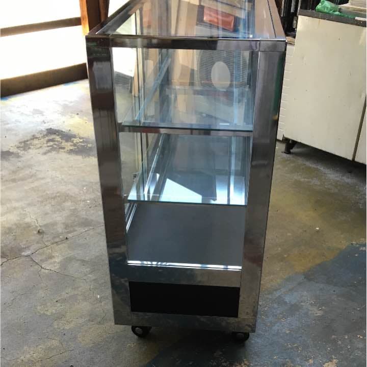 ☀店舗什器ガラスケース