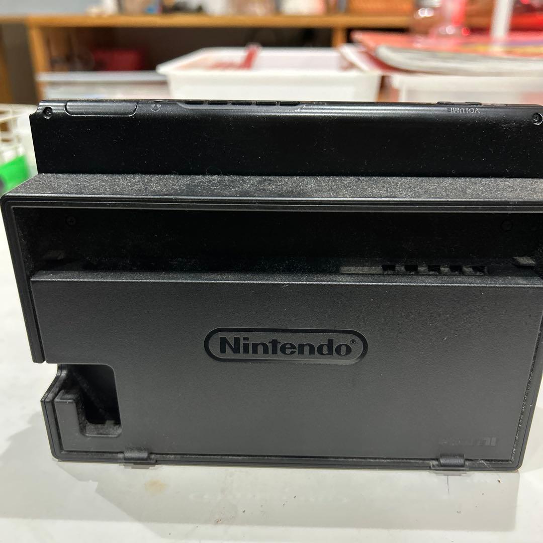 使えるけど電池消耗早い　スイッチ 本体　ジャンク出品