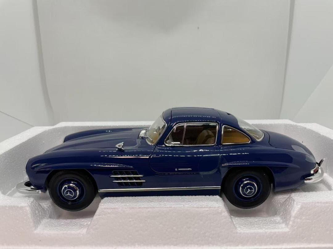 304-061 ノレブ 1/18 メルセデスベンツ 300 SL 1954