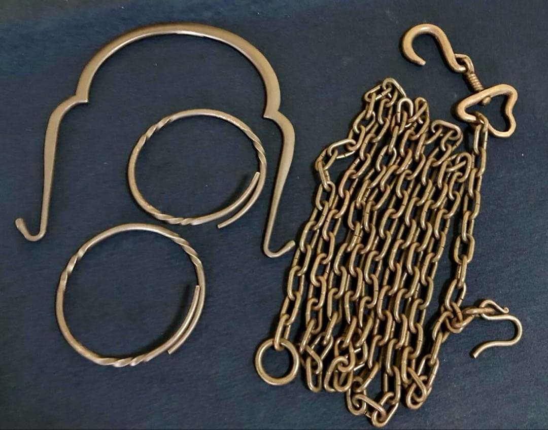 割引‼️「祖」吊釜道具 釜弦 大鐶 鎖 釜師 高橋敬典 共箱 (台①)