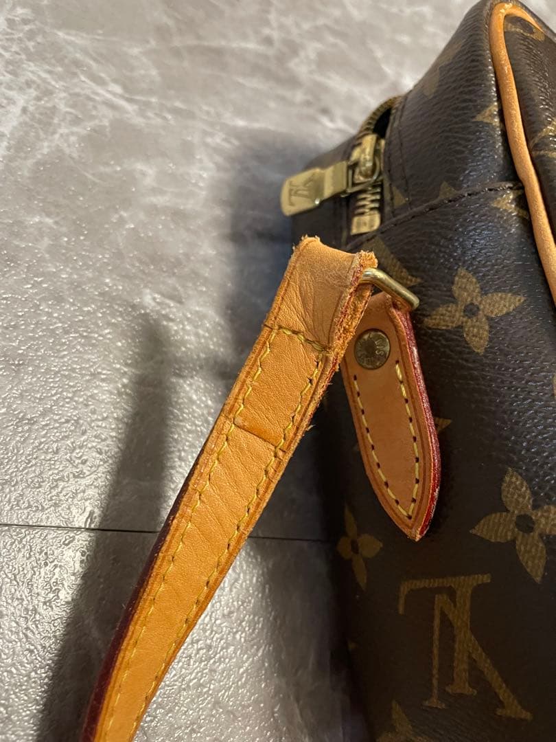 ヴィトン モノグラム ショルダーバッグ トロカデロ M51274