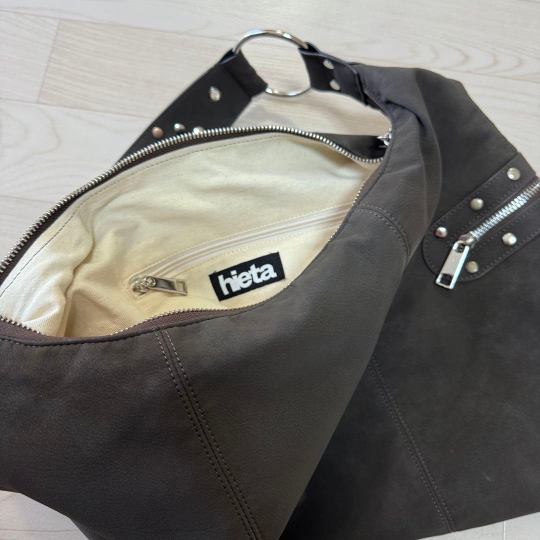hieta ショルダーバッグ