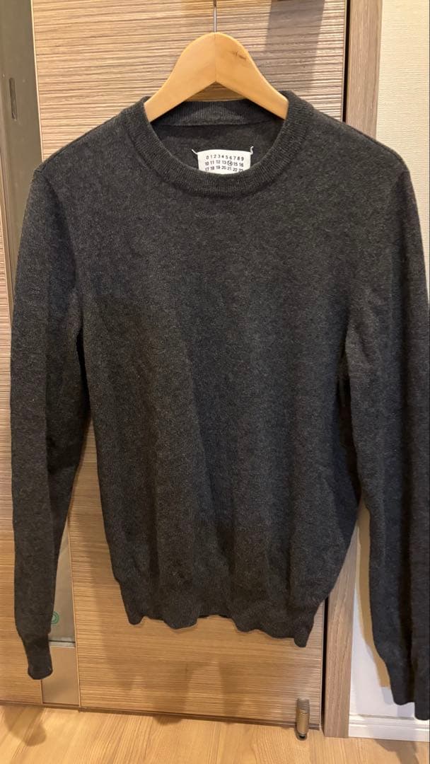マルジェラ　グレー　クルーネック 長袖ニットセーター