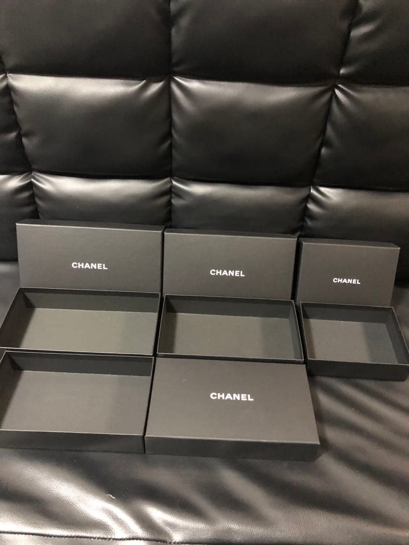 シャネル　マットタイプ　財布空箱、保存袋、ギャランティ、リボン等
