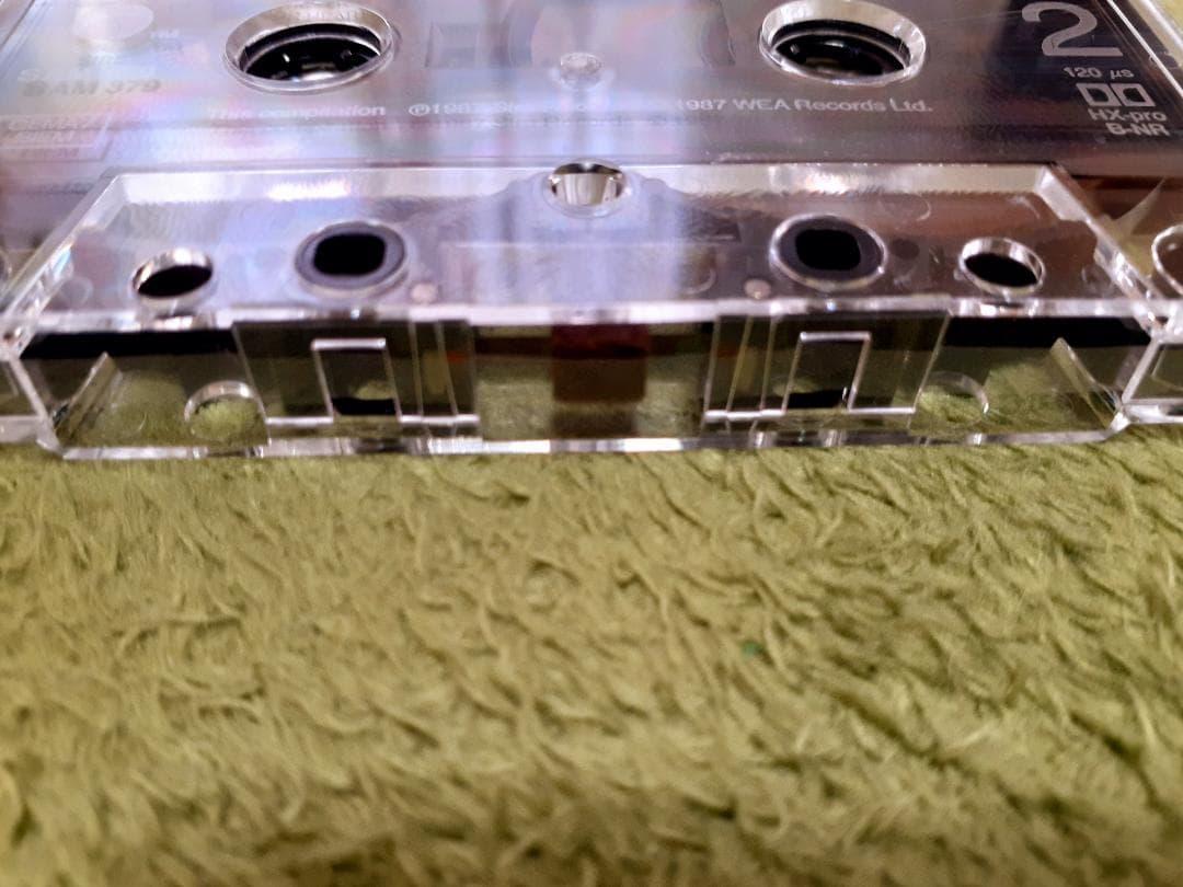 マドンナ　It's That Girl　UK製 貴重 シングルベスト集 カセット