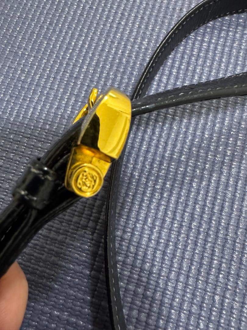 LOEWEショルダーバッグ