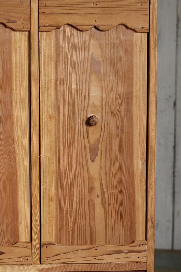 古い4マスの収納棚×木製引き出し　明治期　戸棚　本棚　食器棚　古家具　古道具