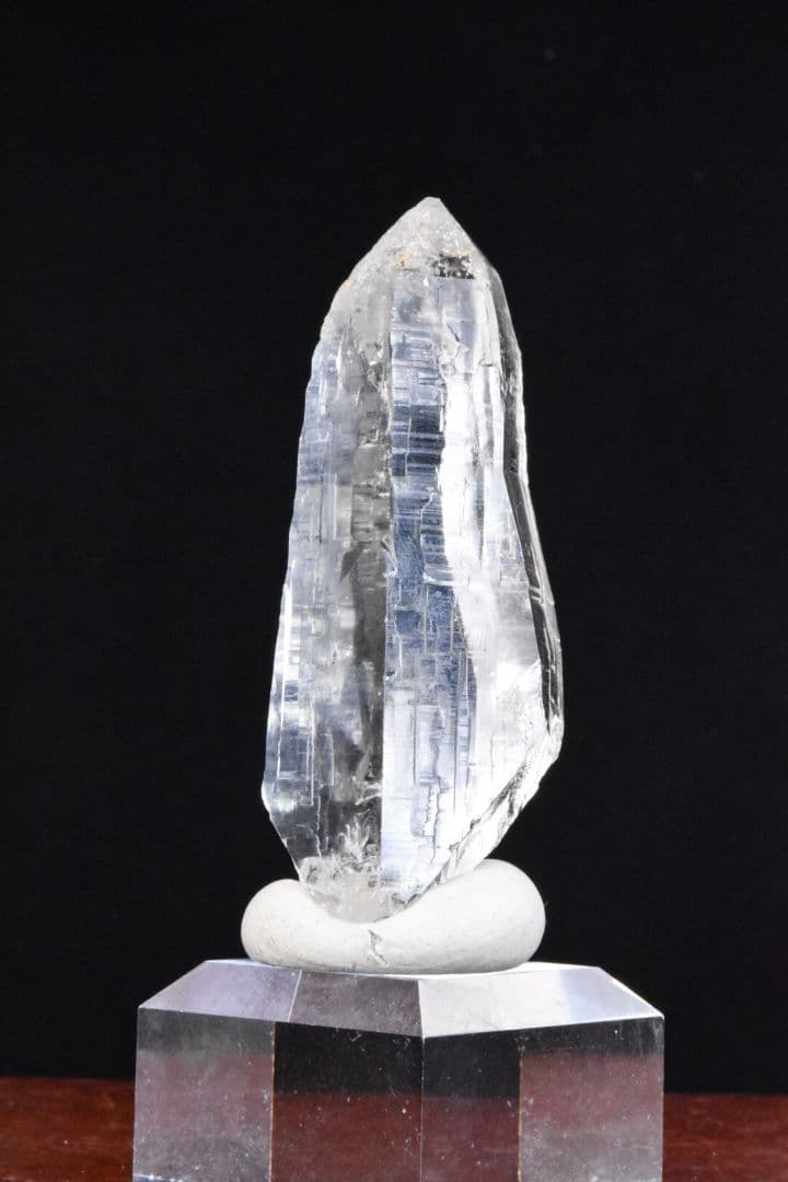 ガネーシュヒマール産 超クリアポイント38.49g