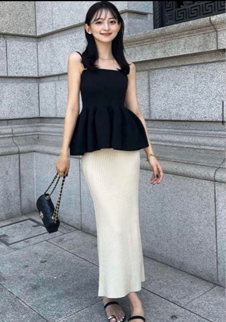 アニュアンス　anuans ペプラムトップス