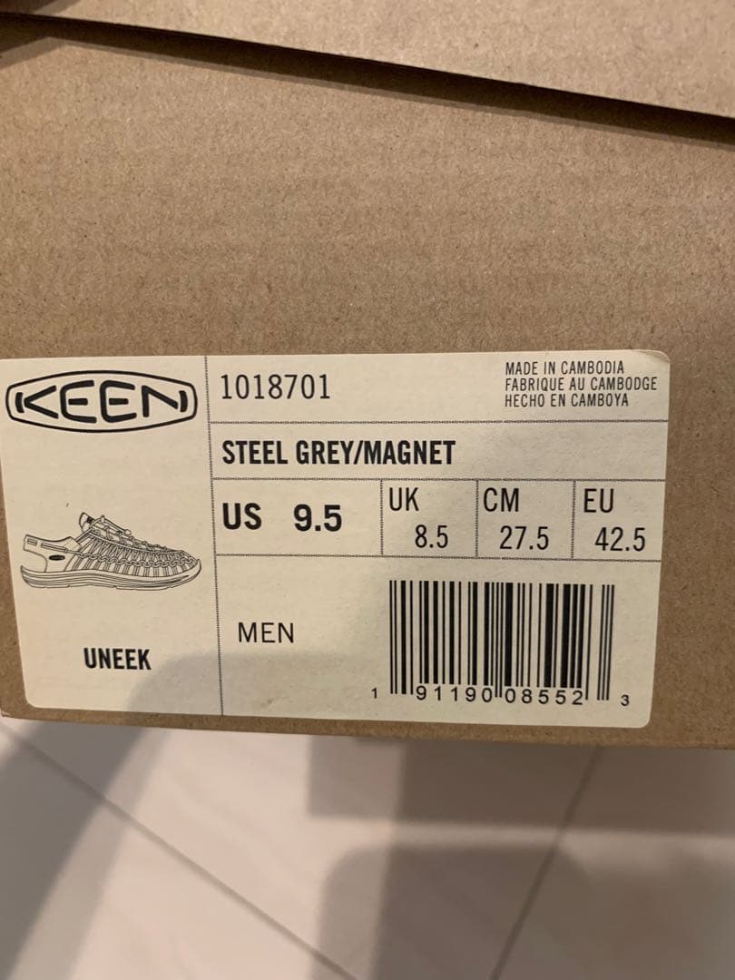 【新品未使用】KEEN Uneek サンダル グレー　size27.5