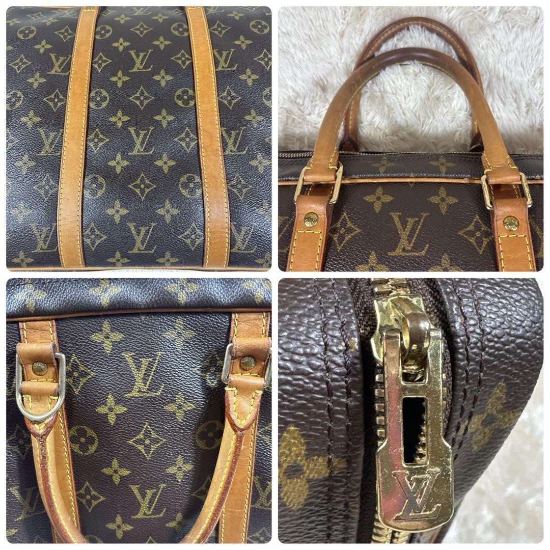 LOUIS VUITTON ポルトドキュマン ヴォワヤージュ モノグラム