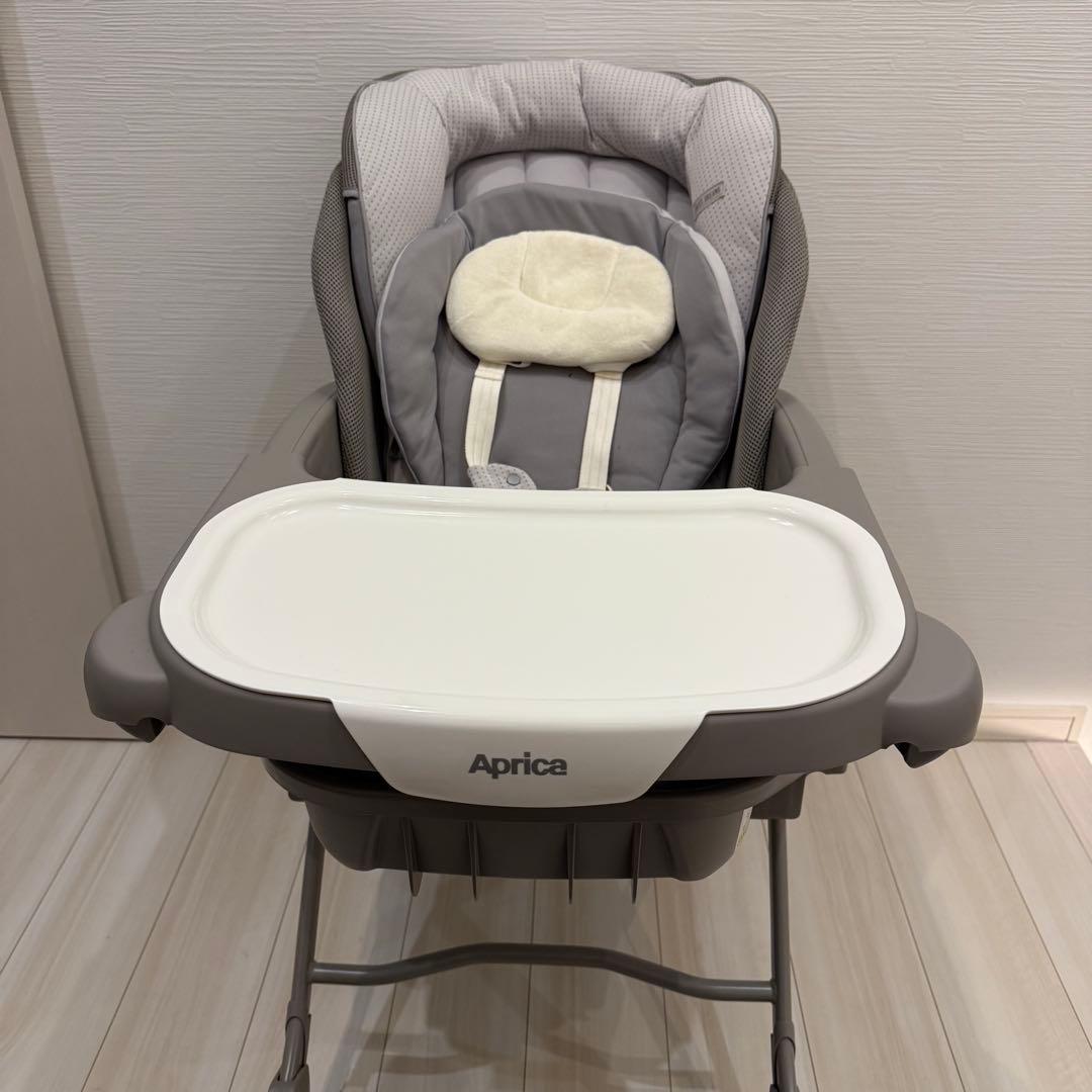 人気【美品】Aprica ユラリズム オートAC 電動ハイローチェア　グレー