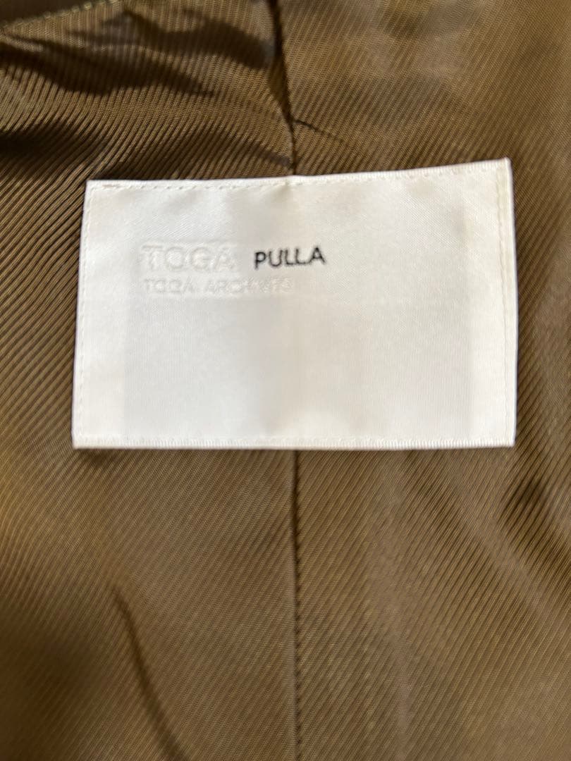 3点おまとめ。TOGA PULLAボアドッキングトレンチポンチョ　ピアス2点