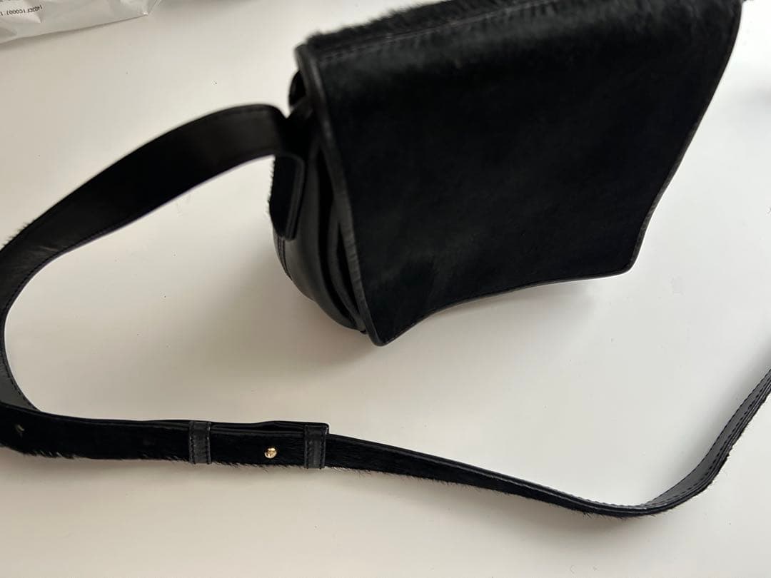 dnky ダナキャラン　レザー　ショルダーバッグ　ハラコ