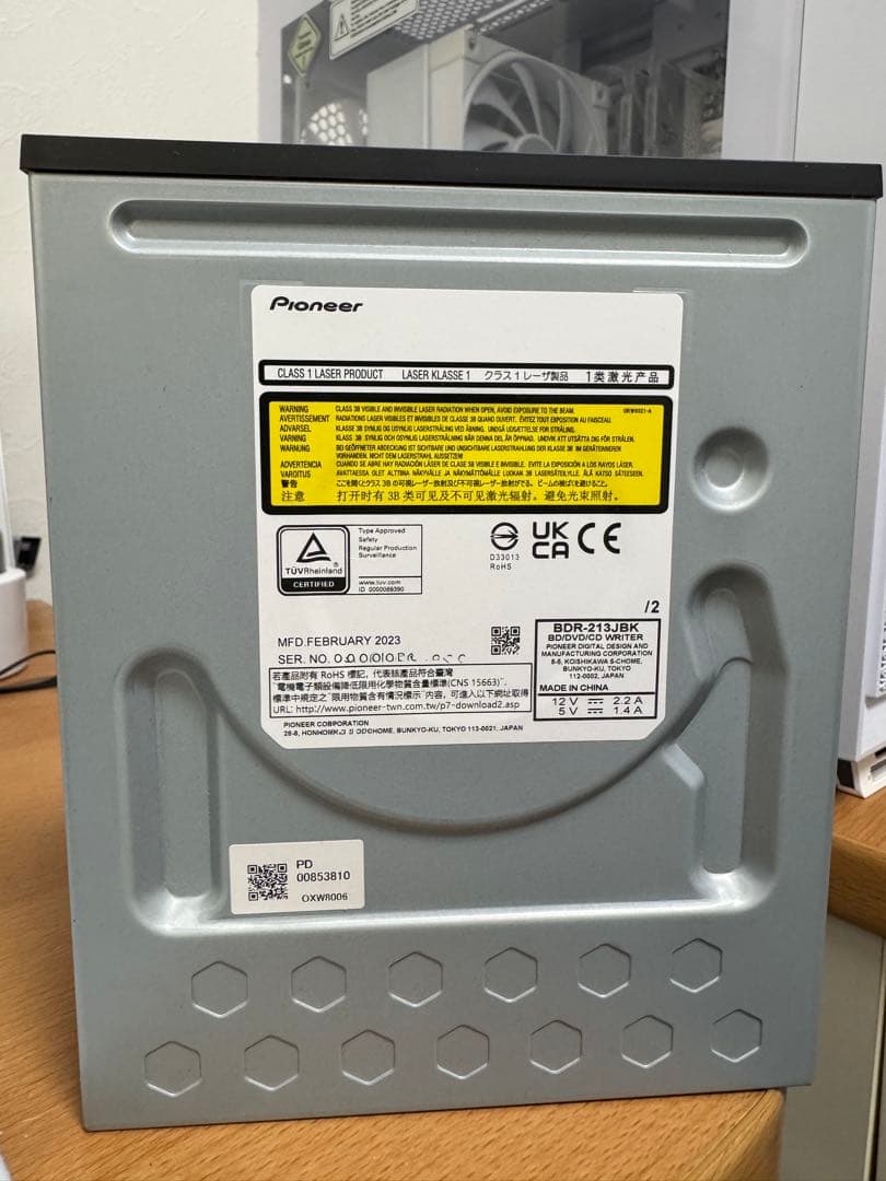 内蔵型光学ドライブ Pioneer BDR-213JBK