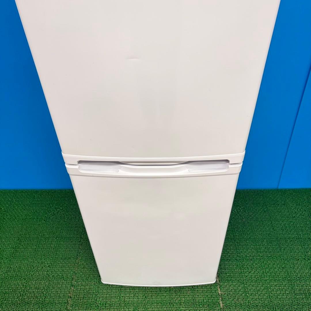 650 2024年製　冷蔵庫　最新　100L強　小型　一人暮らし　右開き　2ドア