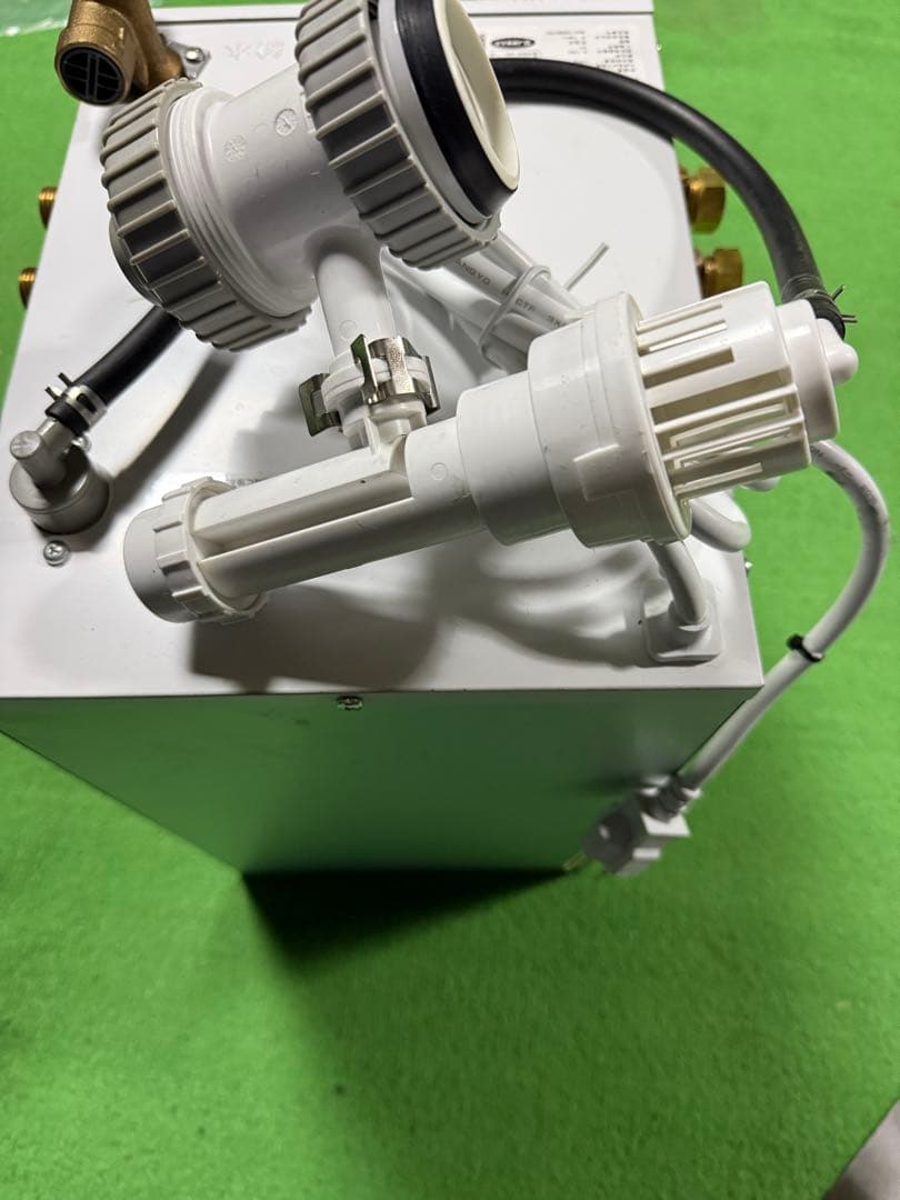 LIXIL 小型電気温水器 EHPN-CA12S2