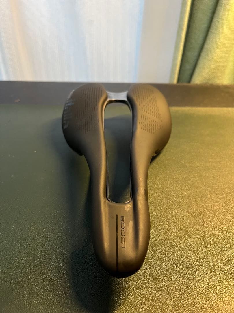 italia SLR Superflow サドル ブラック