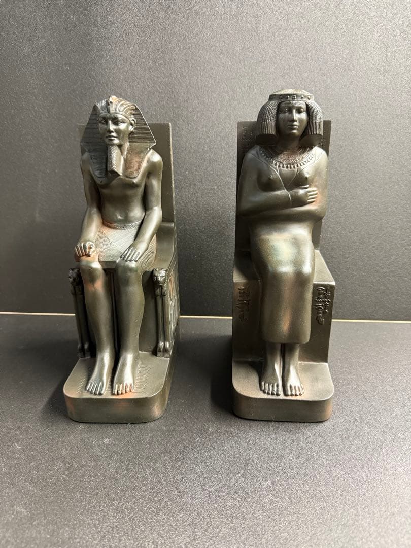 1979年刊行　エジプト第四王朝　カフラー王・ネフェルト王妃彫像