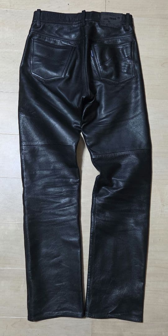 クシタニ　レザーパンツ　Mサイズ