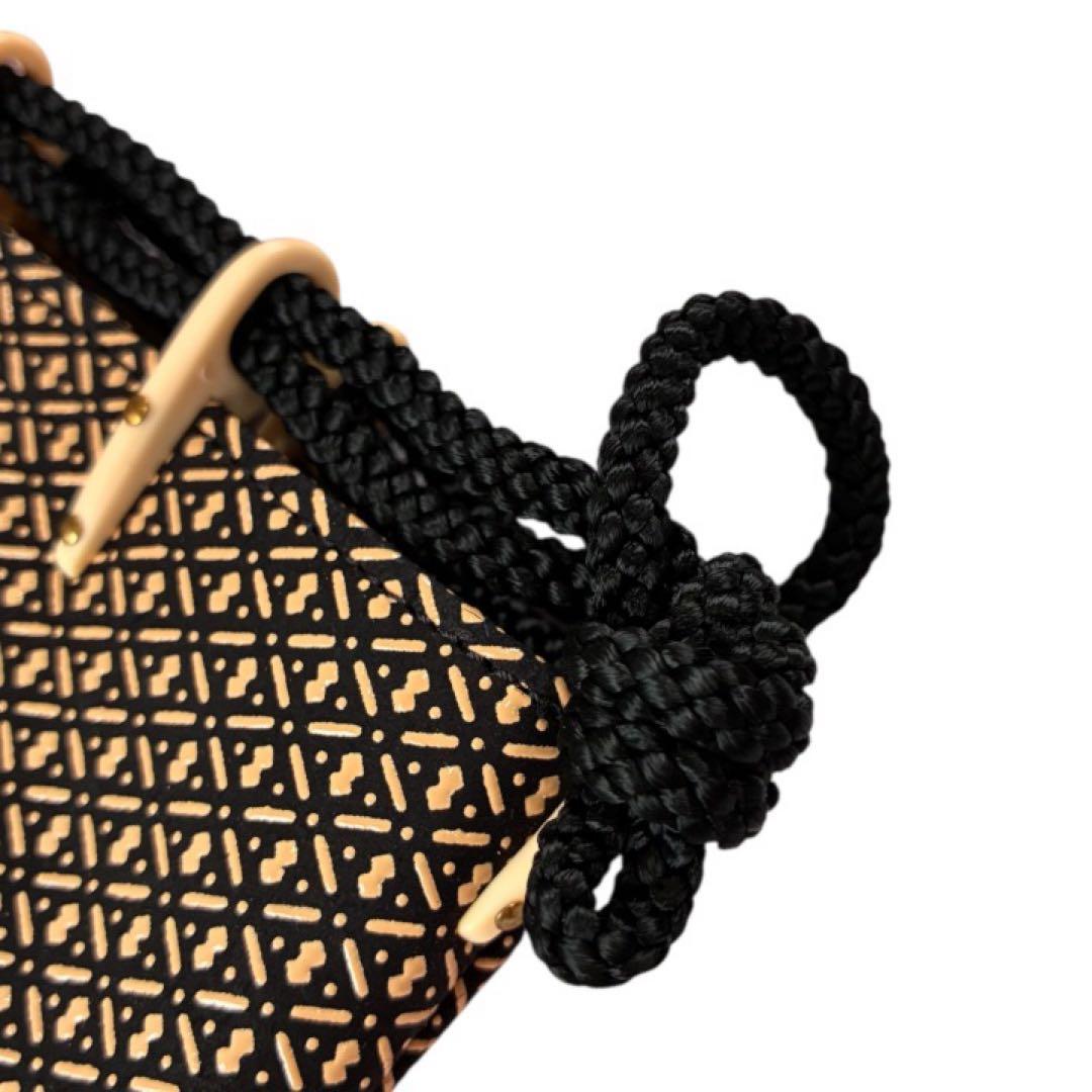 新品未使用 ✨印傳屋 合切袋 信玄袋 巾着和柄 鹿革黒ベージュ変わり市松柄箱付