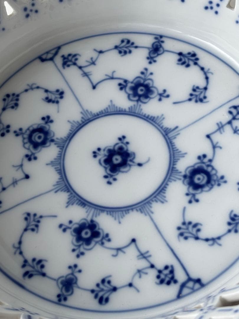 ロイヤルコペンハーゲン ボウル　ブルーフルーテッド フルレース