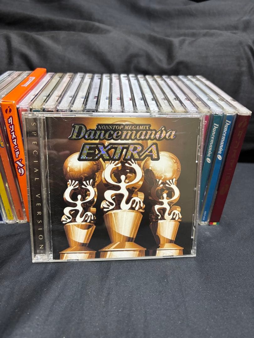 近々削除予定　ダンスマニア　シリーズ　32枚セット