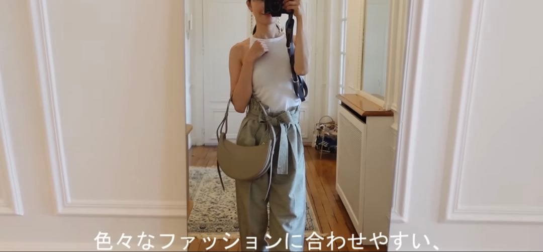 POLÈNE ハーフムーン　ショルダー(Numéro Dix) トープ正規店購入