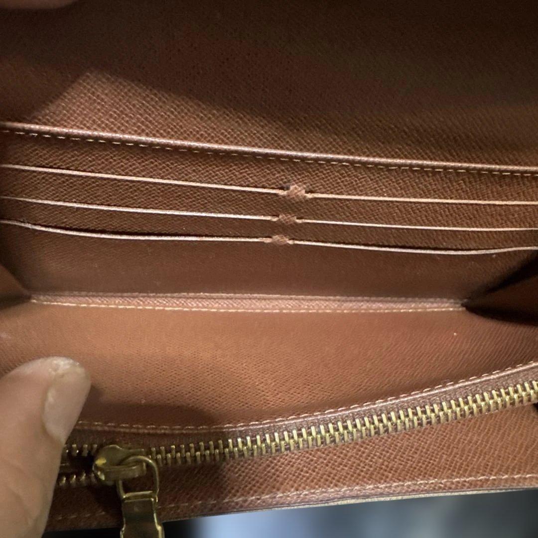 11☆良品♪カード10枚タイプ☆サラ長財布