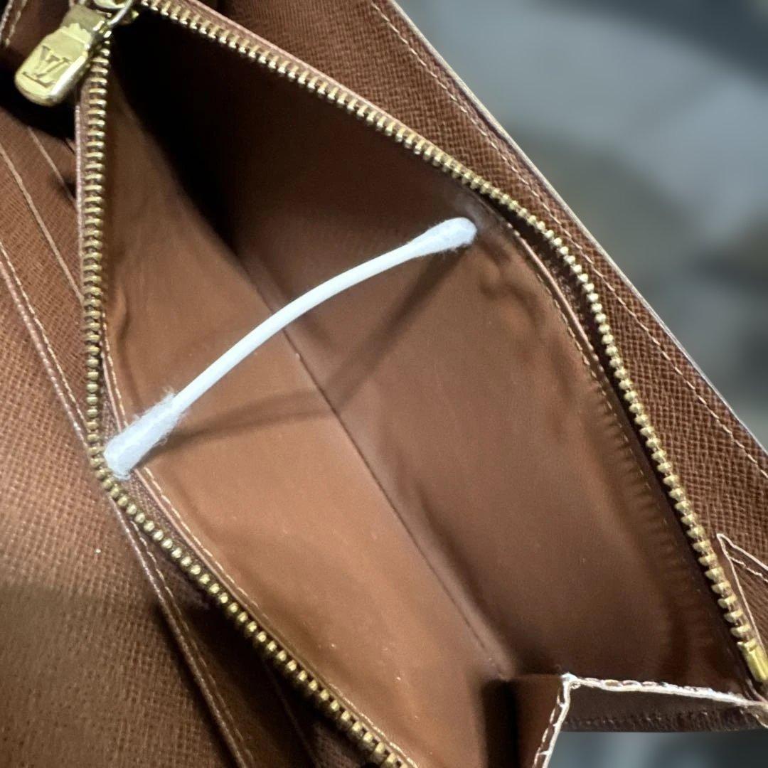 11☆良品♪カード10枚タイプ☆サラ長財布