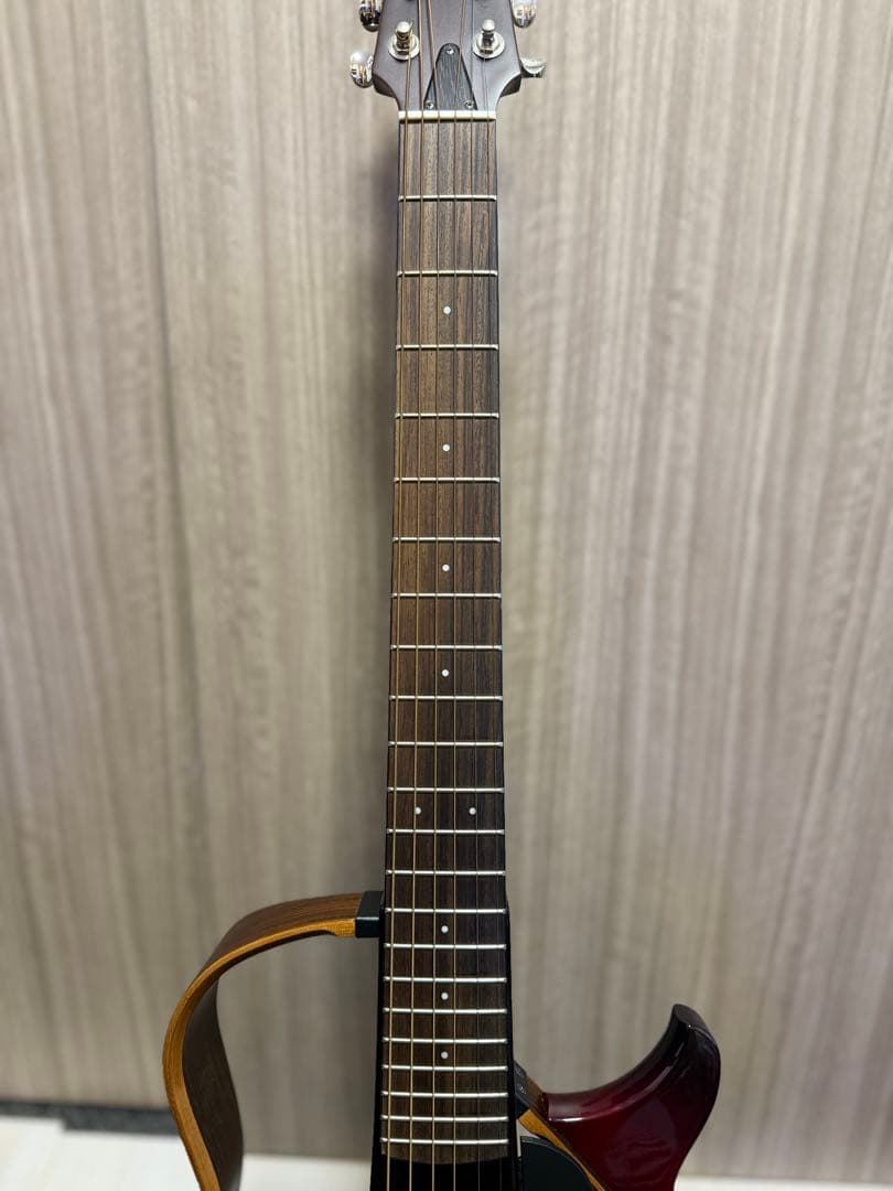 ヤマハ　サイレントギター　SLG200S