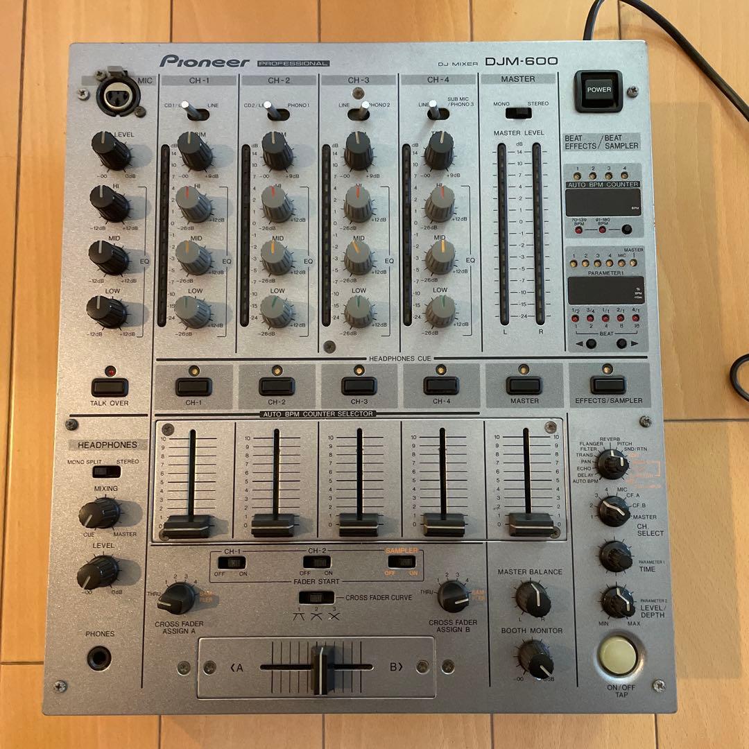 PioneerのDJM-600 ジャンク品