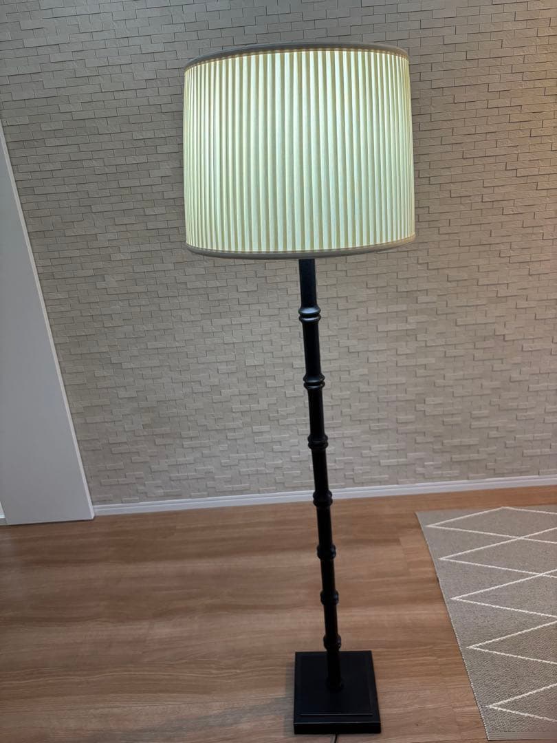 大塚家具　フロアスタンド　POR127F−08BK