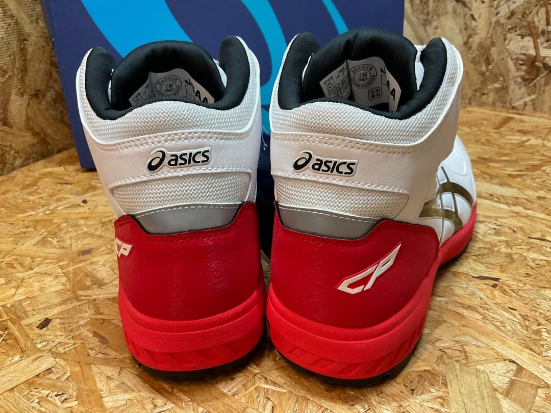 未使用 asics WINJOB CP304 BOA 安全靴 24.5 WIDE