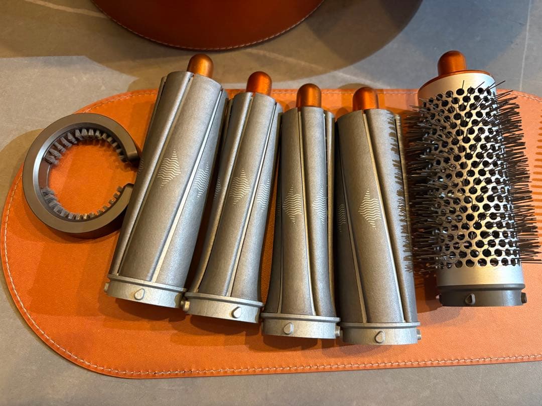 Dyson Airwrap ヘアスタイラー　HS01 シルバーコッパーオレンジ