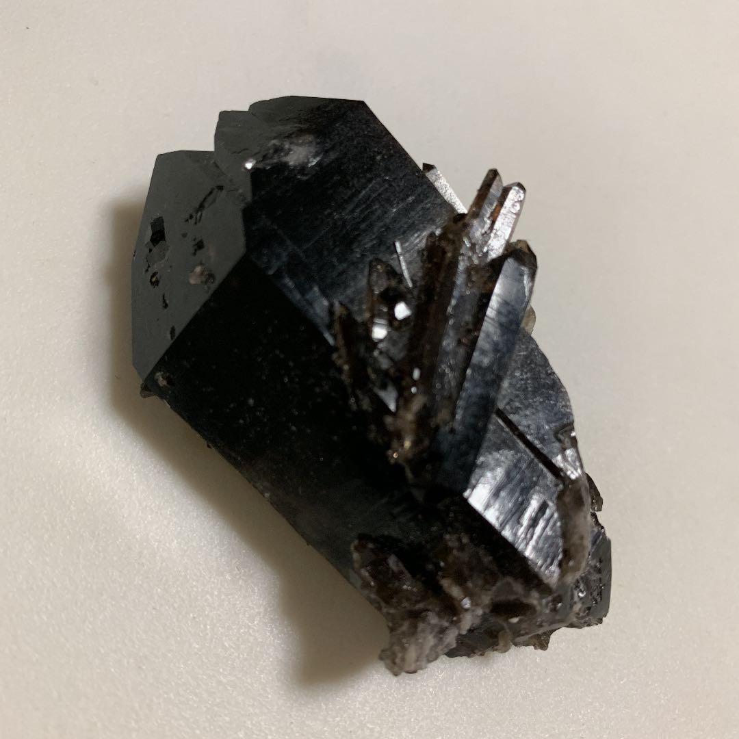 小型　モリオン 黒水晶 原石 魔除け石