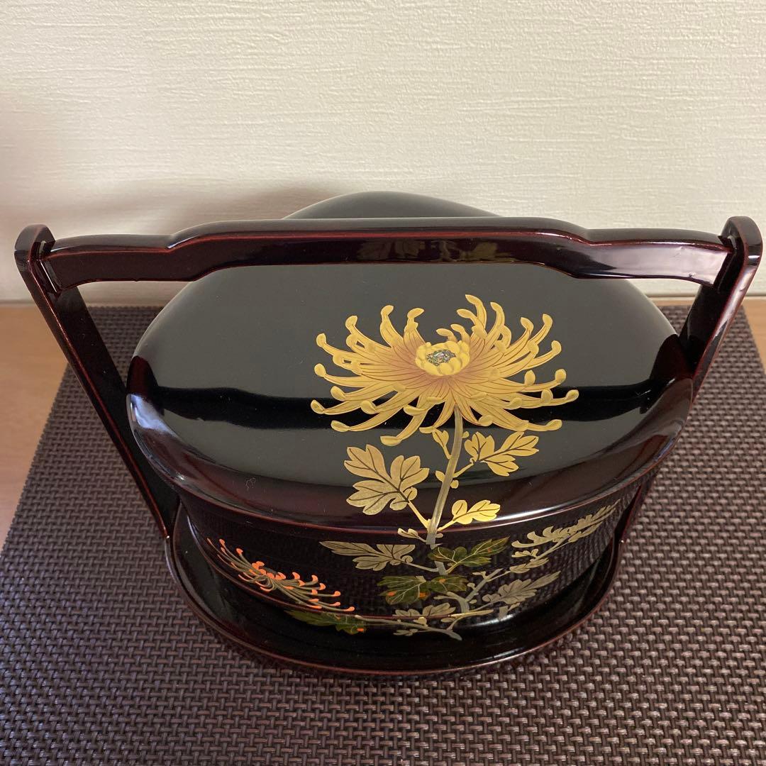 最終お値下げ❗️漆器　はまぐり型三段重　弁当箱　手提げ　菊金蒔絵　少し訳あり