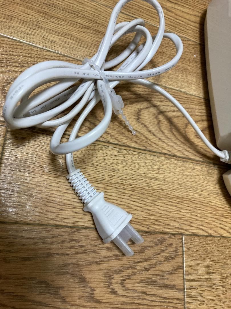 ★美品★シャープ 衣類乾燥除湿器 CV-G71-W ホワイト 2017年製