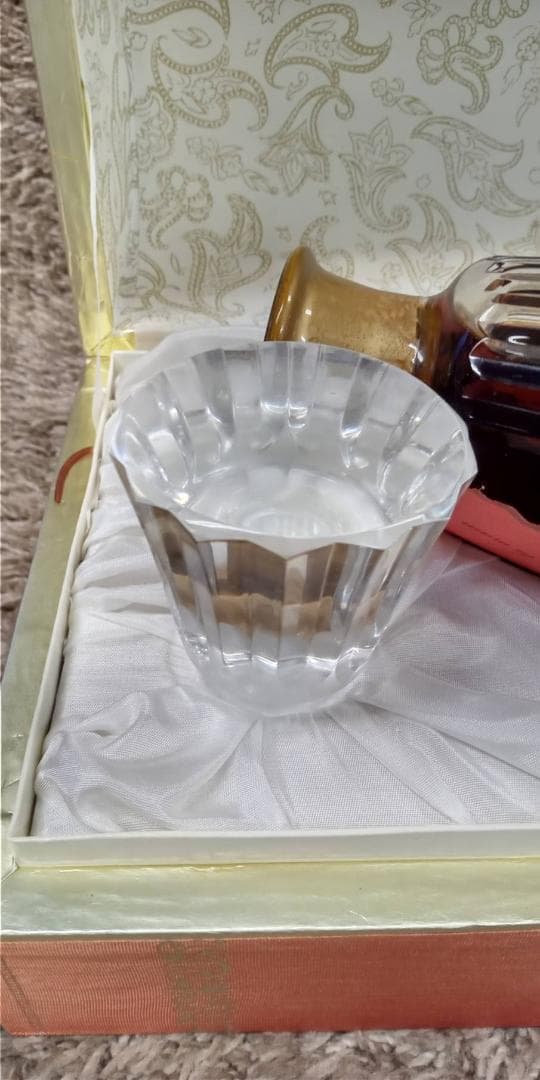 CAMUS カミュコニャック バカラクリスタルボトル 未開封品 少し漏れあり