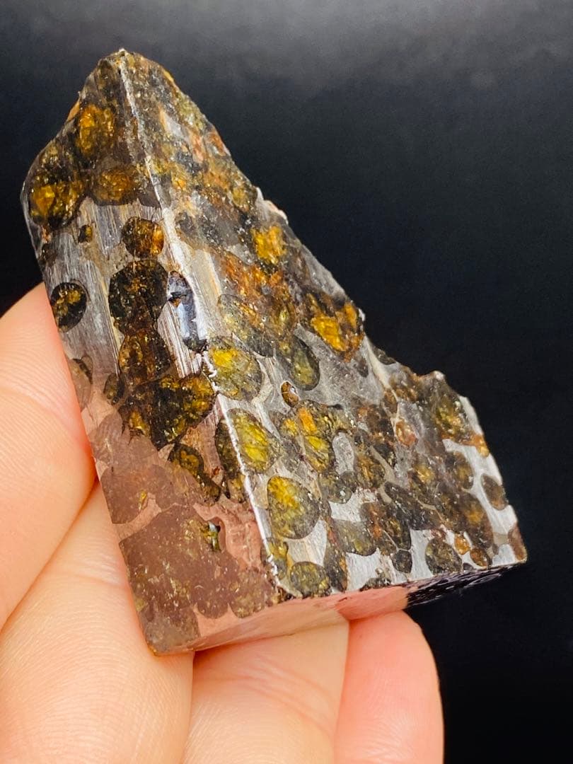 パラサイト隕石 102g 隕石　石鉄隕石　メテオライト セリコ隕石