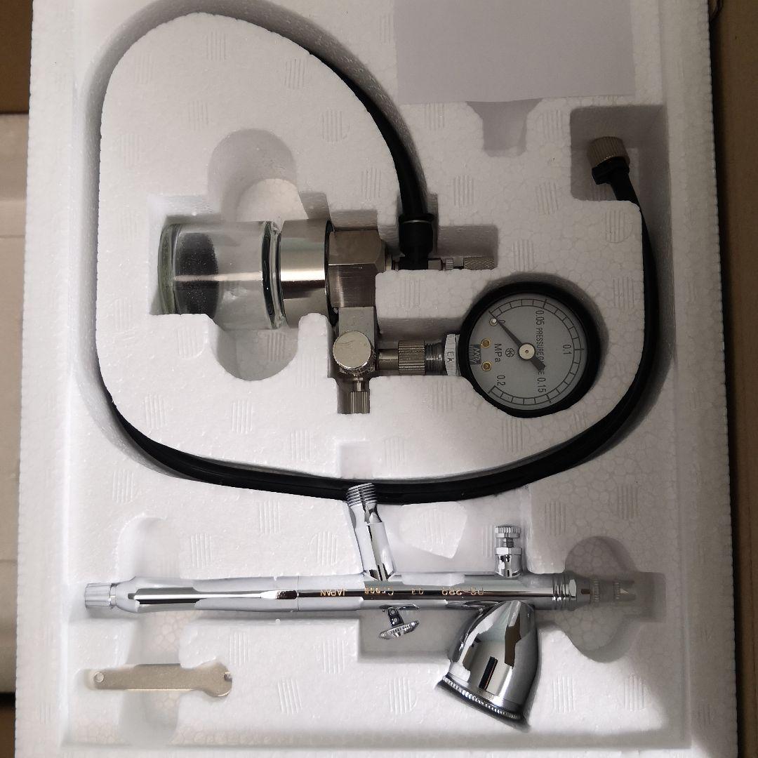 Mr.リニアコンプレッサーL7（中古）＋プラチナセット（新品）エアブラシ0.3