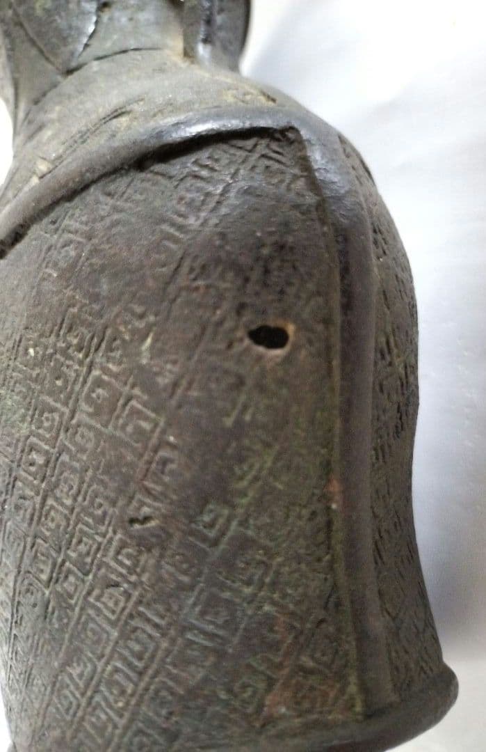 金属製　花瓶