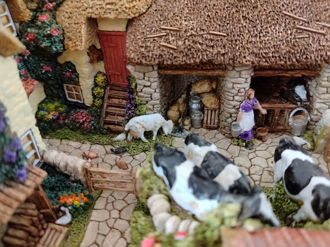 リリパットレーン　WE PLOUGH THE FIELDS＆SCATTER