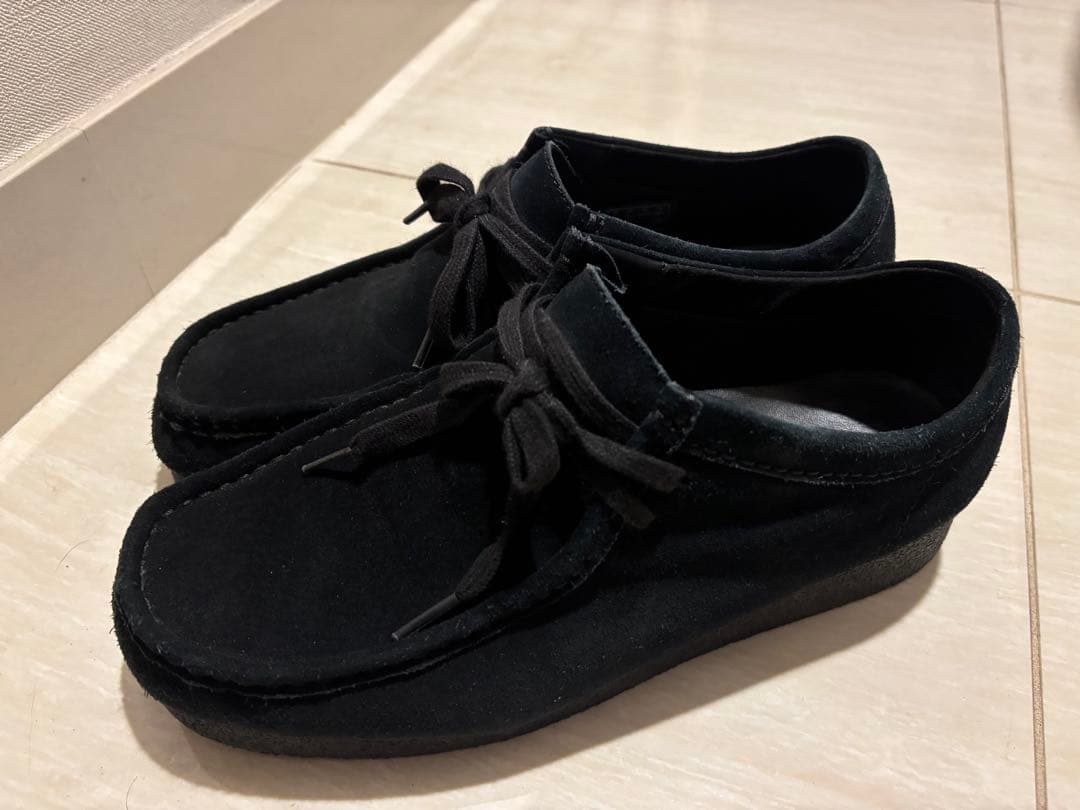 Clarks Wallabee evoブラック スエード