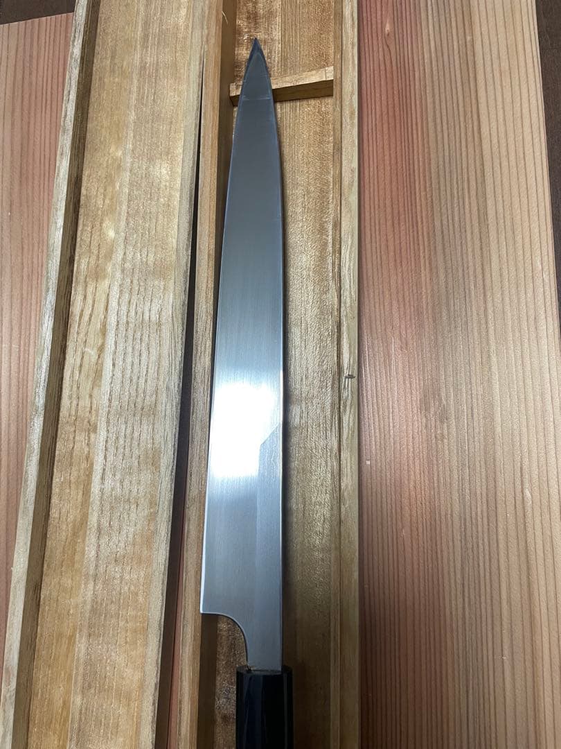 重房作　鍛地　柳刃包丁 270mm 鞘付き