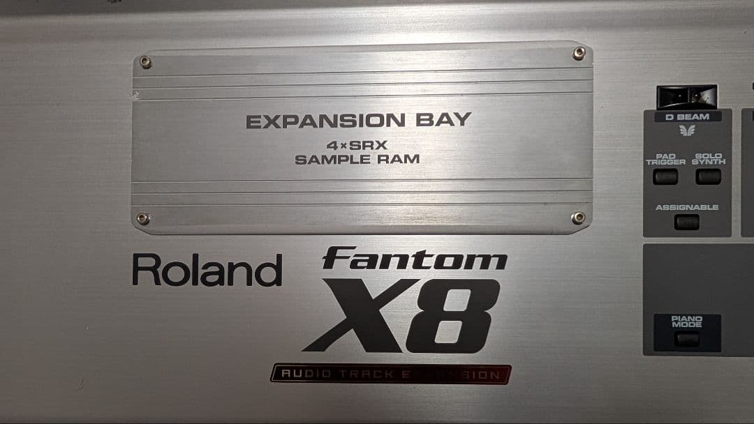 Roland Fantom X8 シンセサイザー